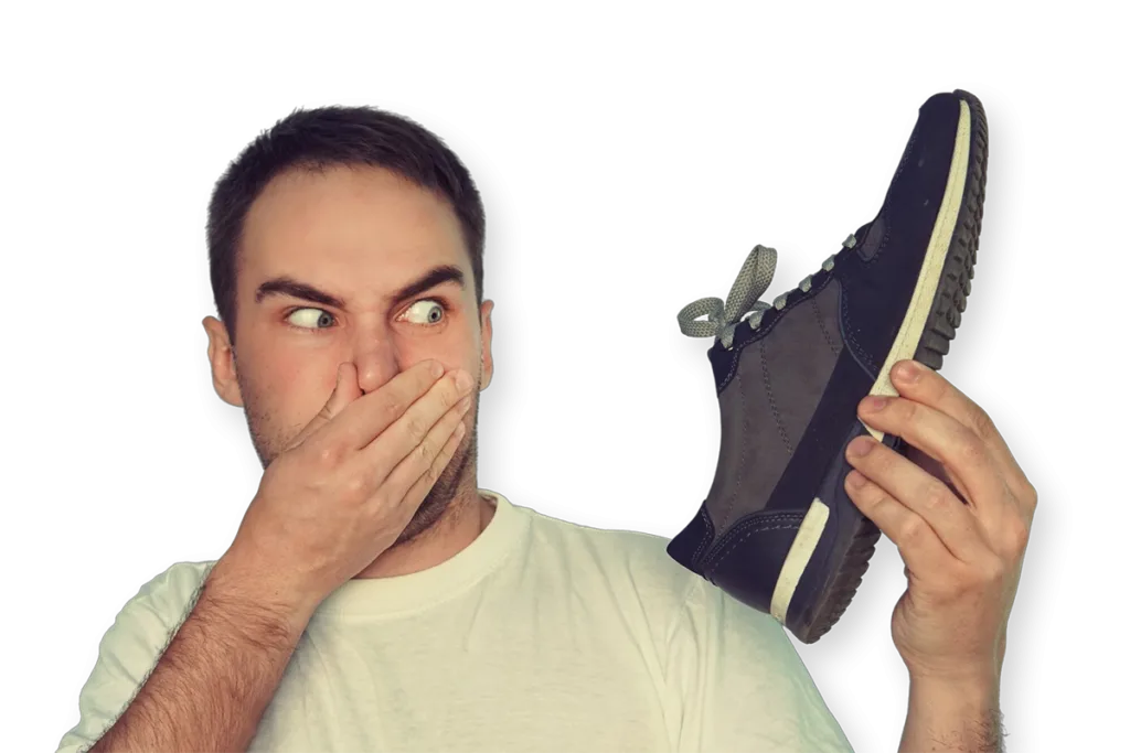 Man reageert op stinkende sneaker: voetgeur zit in huid én schoen
